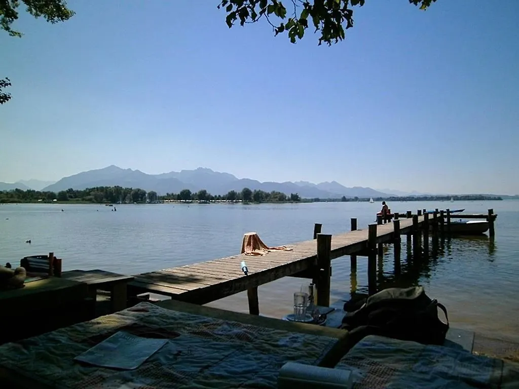 Cosy Apartment In Ubersee Near Lake Chiemsee