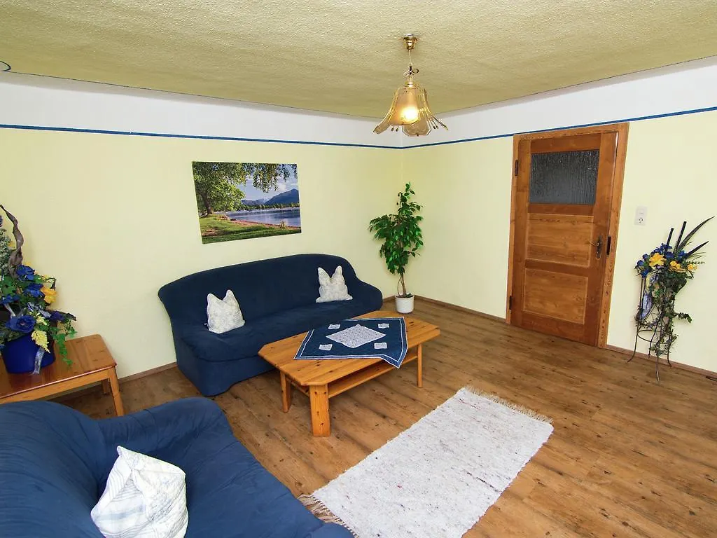 Cosy Apartment In Ubersee Near Lake Chiemsee 0*,